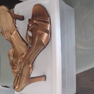 Bandolino Metallic Bronze Gold Genuine Leather Strappy Heels